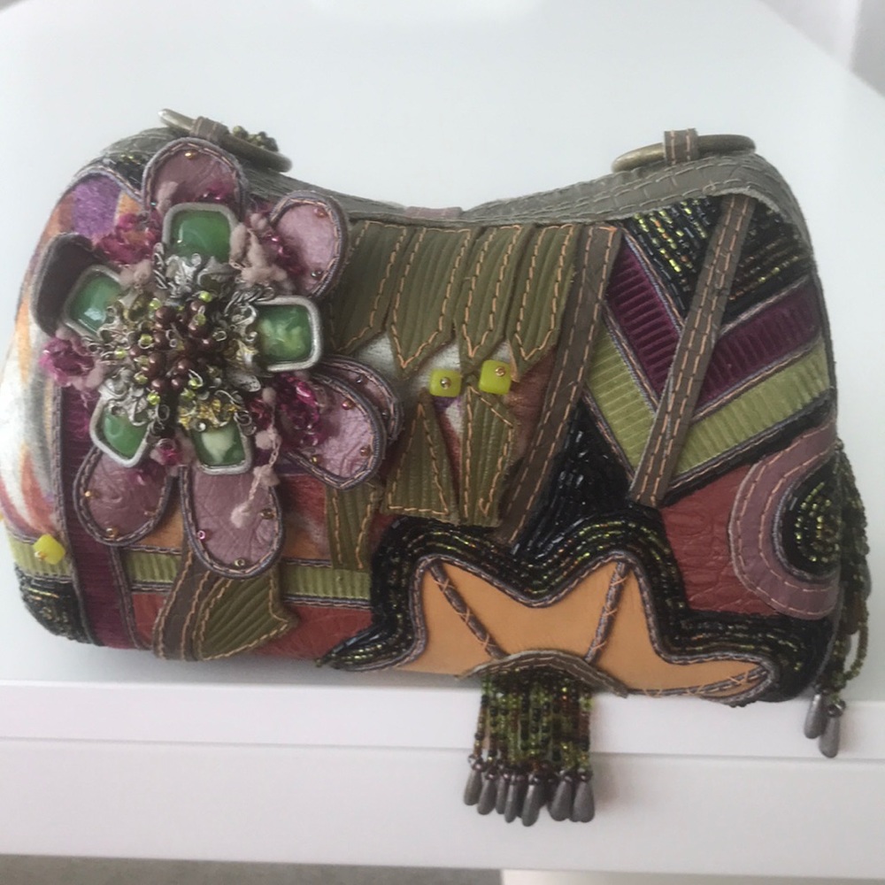 Mary Frances Purse View 3